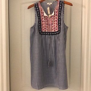 M Entro dress; fits like 10/12; hits above knee
